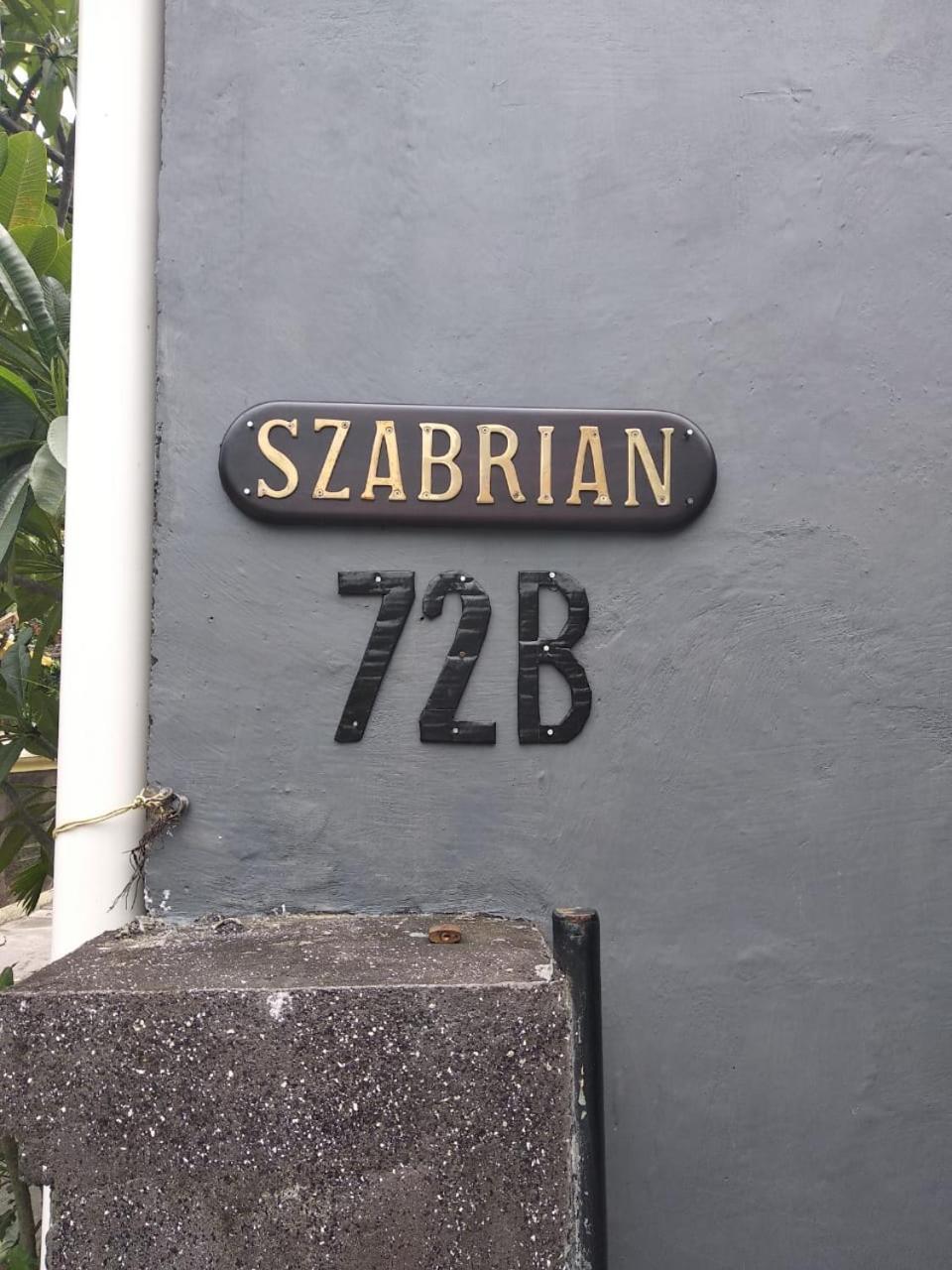 Szabrian Hostel Denpasar  Luaran gambar